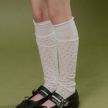 forkchips/80. daisy socks FREE