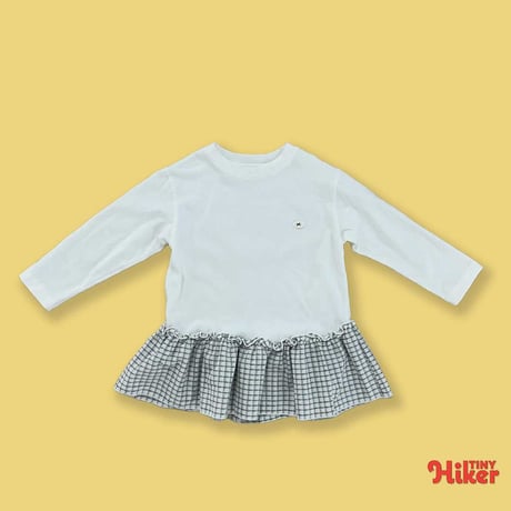 tinyhiker/19. merry fril T-shirt XS-XL