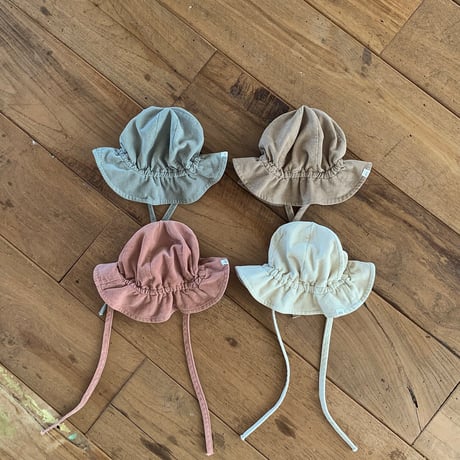 bebeholic/52. latte hat FREE
