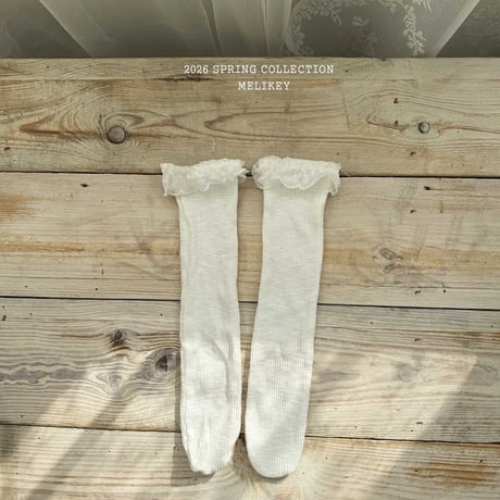 melikey/108. elly fril socks FREE