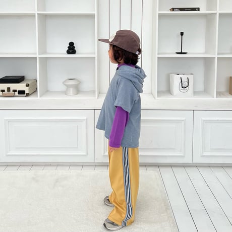 cantuccistudio/27. mars pants JS