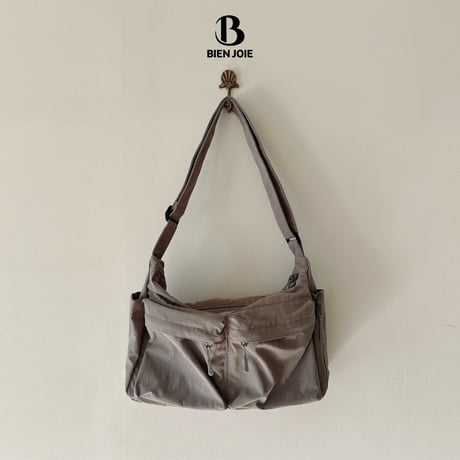 bienjoie/75. carrot bag FREE