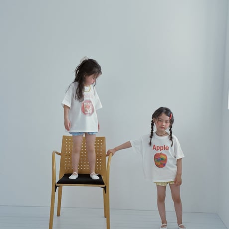 mollybin/42. apple T-shirt ADULT
