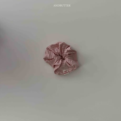 andbutter/5. Spring ST scrunchies FREE