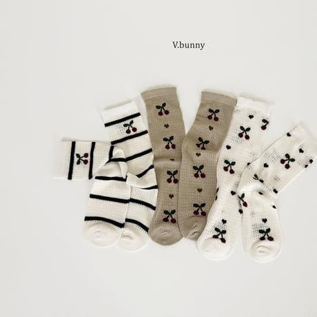 vbunny/44. mono cherry socks set FREE