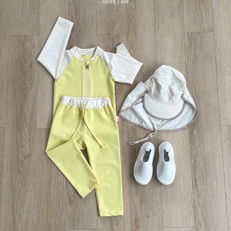 hereiam/27. bunny rash zipup set S-XL