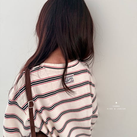 comma/71. label T-shirt 140-150