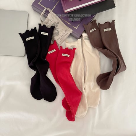 melikey/114. basic golgi socks FREE