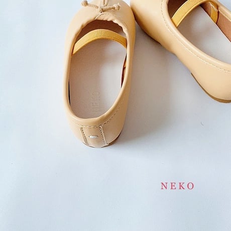 neko/3. NK 8 1 2 s i m o  130-220