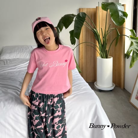bunnypowder/198. lips T-shirt S-XL