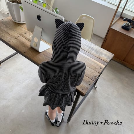 bunnypowder/128. mina hood zipup S-XL