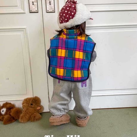 tinyhiker/14. Posh check vest S-XL