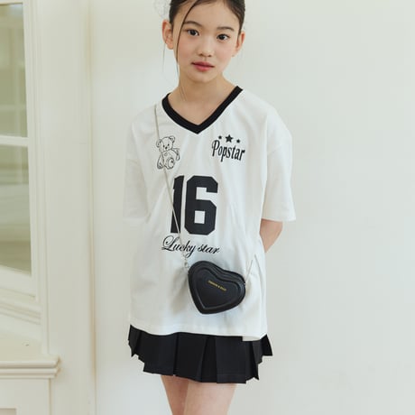 sm2/8. v neck bear T-shirt 9-17