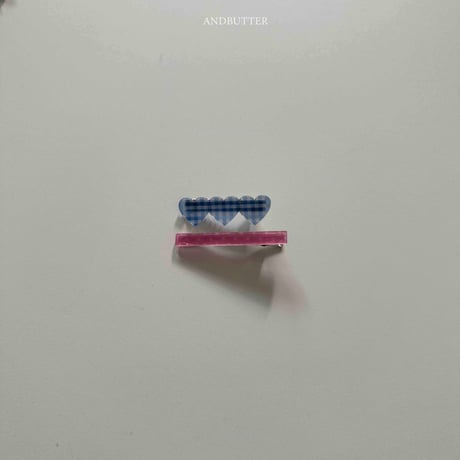 andbutter/3. Check Dot Acrylic Pin FREE