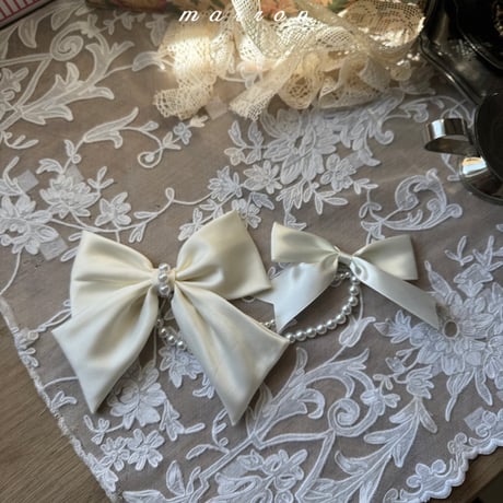 marron/65. pearl ribbon brooch FREE