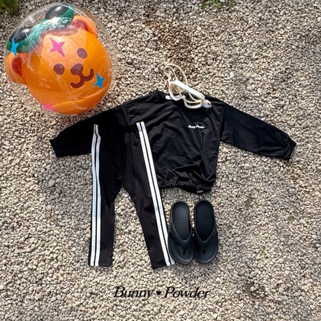 bunnypowder/240. B rash guard  S(95-105CM)-M(105-120CM)