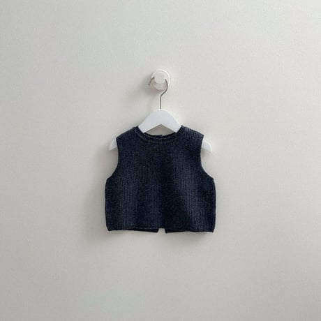 digreen/32. Benny Vest S-2XL
