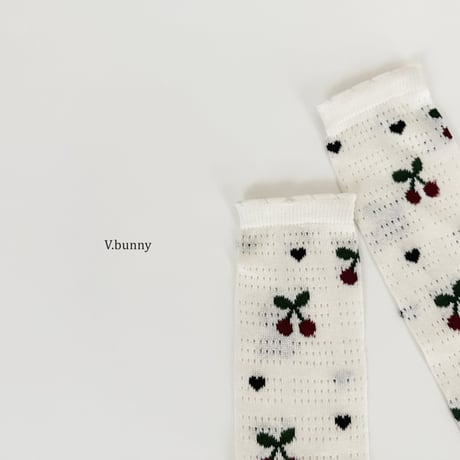 vbunny/44. mono cherry socks set FREE