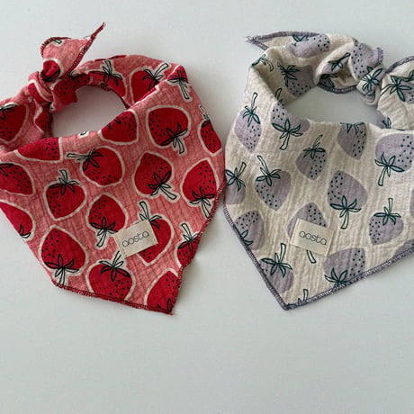 aosta/15. [Strawberry Scarf] FREE