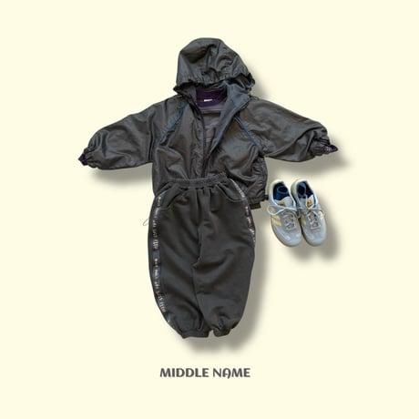 middlename/41. middle jp windbreaker S-XL