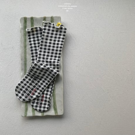 gou/4. NI socks 3(8-10Y)-MOM