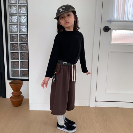 cantuccistudio/32. tor 8bu pants JS