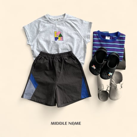 middlename/39. graphic half t t man-to-man S-XL