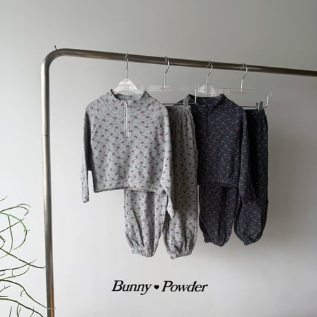 bunnypowder/92. flower half zipup S-XL