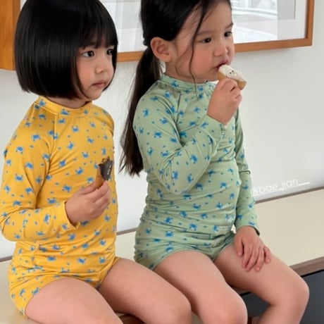 minibonbon/69. flower rashguard  XS-XL
