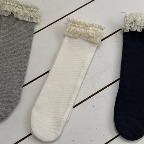 bebeholic/52. tulip knee socks FREE