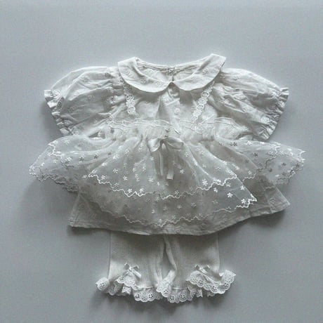 aosta/11. Camellia Sleeveless S-2XL