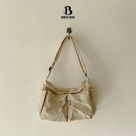 bienjoie/75. carrot bag FREE