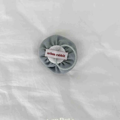 urbanrabbit/1. Rose Roll Hair Tie FREE
