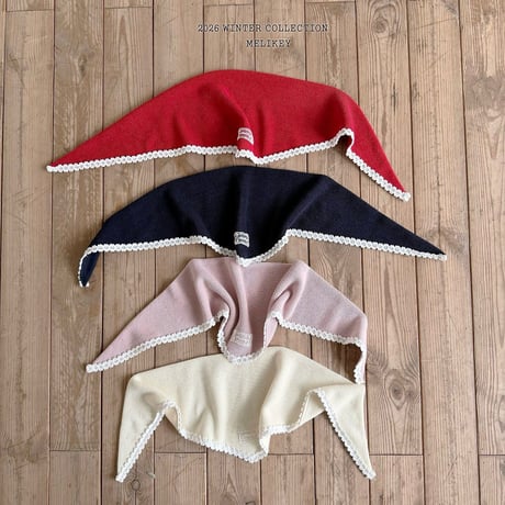 melikey/109. triangle scarf FREE
