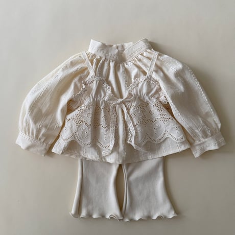 aosta/21. Mona Blouse S-2XL