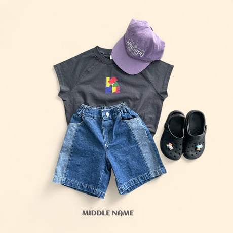 middlename/39. graphic half t t man-to-man S-XL