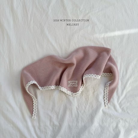 melikey/109. triangle scarf FREE