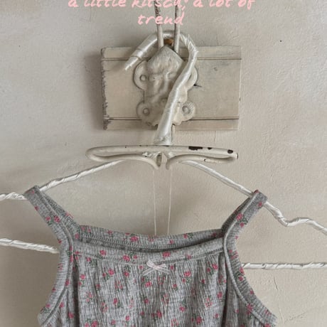 bananaj/25. yogurt sleeveless XS-JS