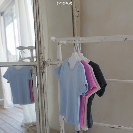 bananaj/26. joy T-shirt XS-JS