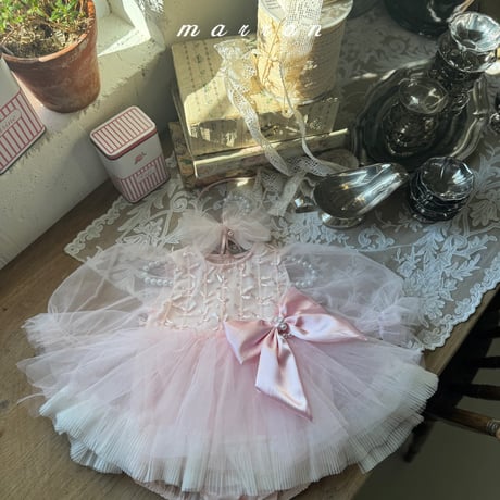 marron/65. pearl ribbon brooch FREE