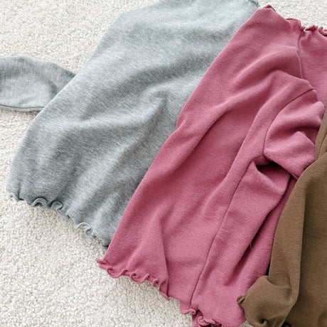 urbanrabbit/29. Lettuce Edge Mock Neck Top JS-JM