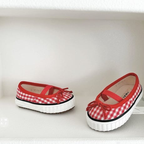 neko/15. IW 9 7 3 j e i n  130-220