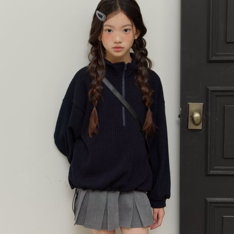 sm2/7. half string knit zipup 9-17