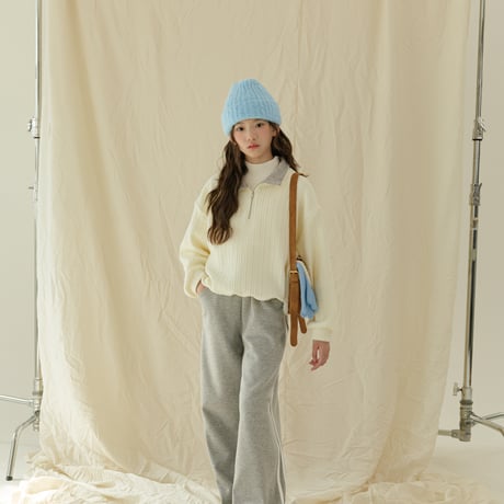 sm2/5. collar half golgi knit zipup 9-17