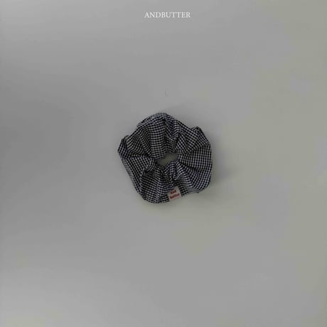 andbutter/7. check scrunchies FREE