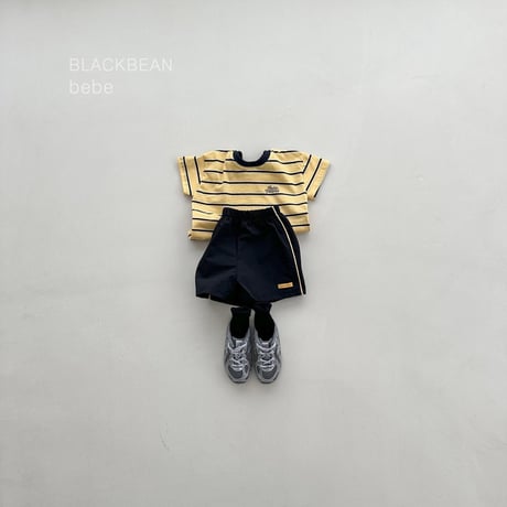 blackbean/12. may bebe T-shirt S-M