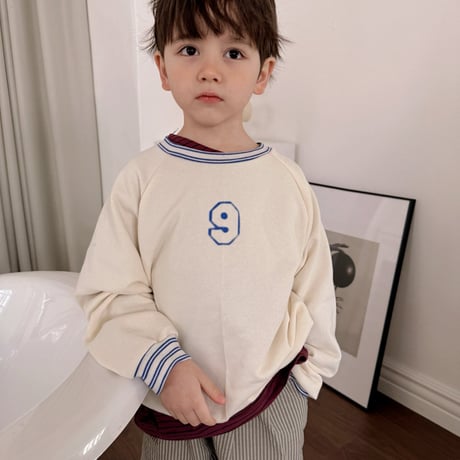 ojodepapa/11. nine T-shirt S-XL