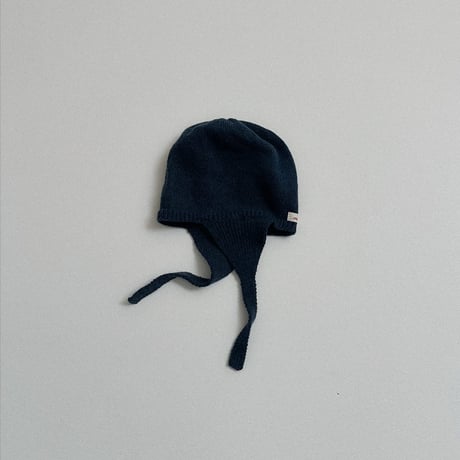 minirobe/50. Earflap knit beanie FREE