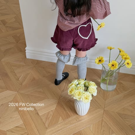 ninibello/61. Heart Frill Corduroy Shorts 2XL