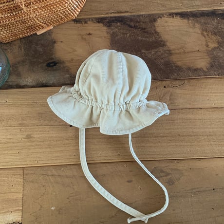 bebeholic/46. latte hat FREE